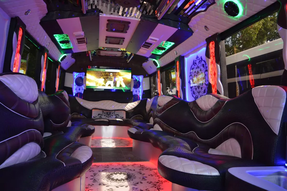 4 Creative Limo Party Ideas to Make Yours Night Unforgettable