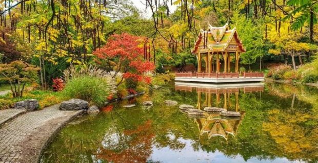 Westpark Munich Asian Gardens, Lakes, and Quiet Spaces Westpark Munich Asian Gardens, Lakes, and Quiet Spaces